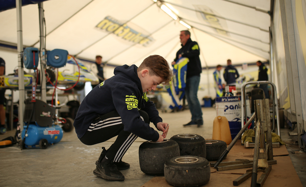 Evolution Racing Evolution Racing